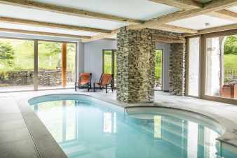 Luxurious villa in Bouillon for 20 people in the Ardennes