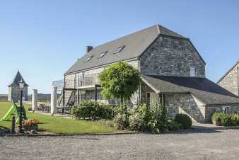 Spacious holiday home for 28 people near Dinant in the province of Namur