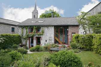Charming 3-star farmhouse for 4 persons to rent in Ferrires