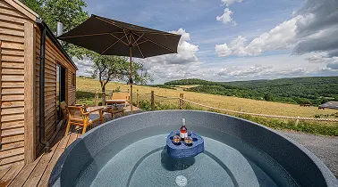 Relax in your jacuzzi in the Ardennes 
