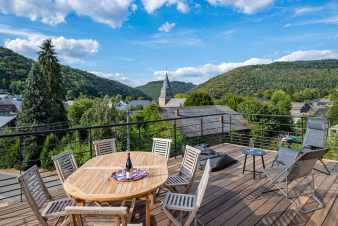 Holiday home in Alle-sur-Semois: comfort for 8 people in the heart of the Ardennes