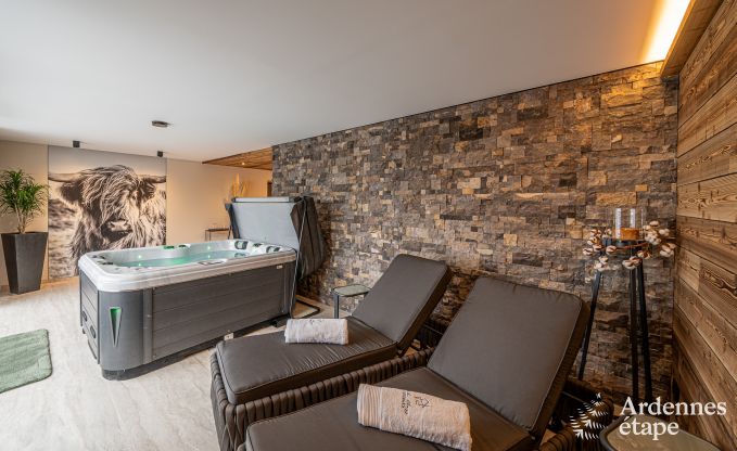 Luxury apartment in Amel: romantic stay for 4 people with sauna and jacuzzi in the Ardennes