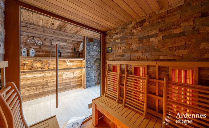 Luxury apartment in Amel: romantic stay for 4 people with sauna and jacuzzi in the Ardennes