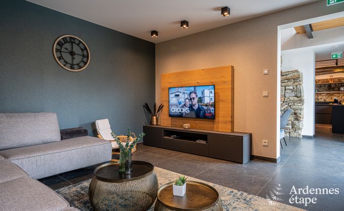 Beautiful holiday home with outdoor jacuzzi and sauna in Amel, High Fens