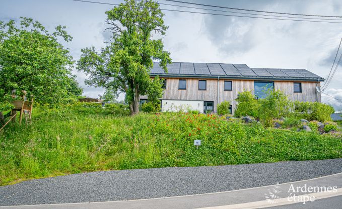 Beautiful holiday home with outdoor jacuzzi and sauna in Amel, High Fens