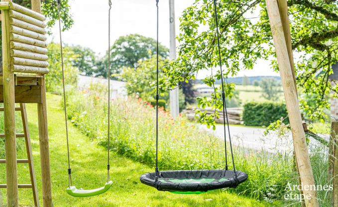 Beautiful holiday home with outdoor jacuzzi and sauna in Amel, High Fens