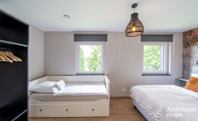 Beautiful holiday home with outdoor jacuzzi and sauna in Amel, High Fens