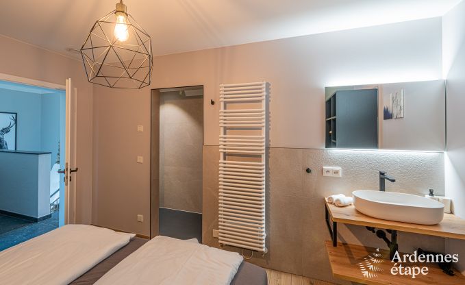 Beautiful holiday home with outdoor jacuzzi and sauna in Amel, High Fens