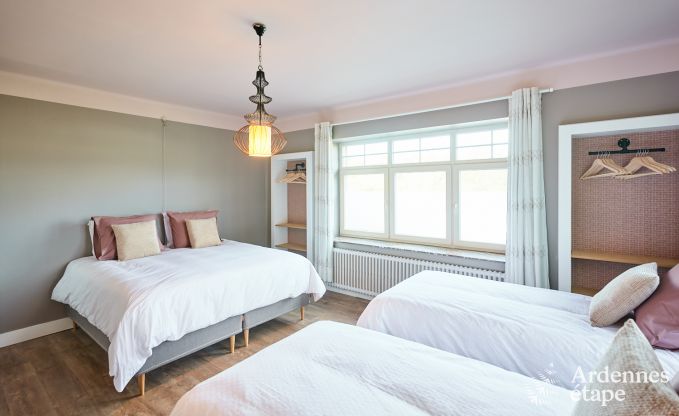 Luxury villa with swimming pool and tennis court for 14 people in Anhe, located in the Moligne valley