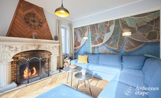 Luxury villa with swimming pool and tennis court for 14 people in Anhe, located in the Moligne valley