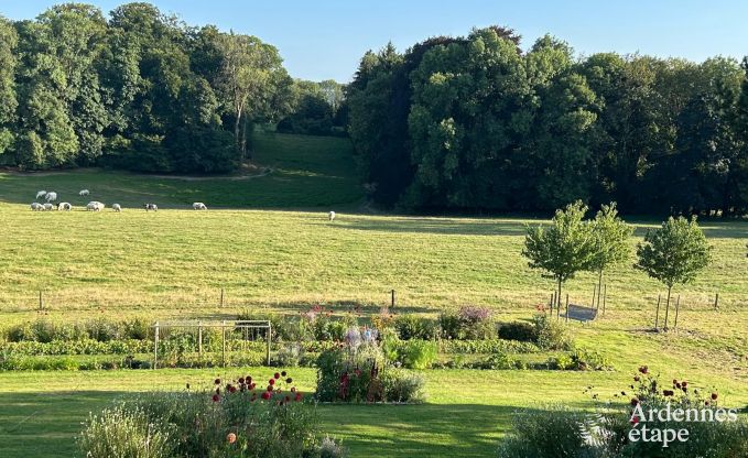 Spacious villa in Assesse, 9 people with 5 bedrooms and your own park