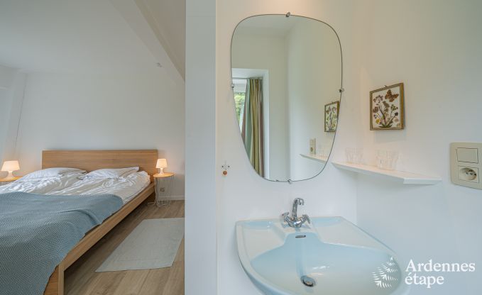 Spacious villa in Assesse, 9 people with 5 bedrooms and your own park