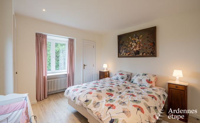 Spacious villa in Assesse, 9 people with 5 bedrooms and your own park