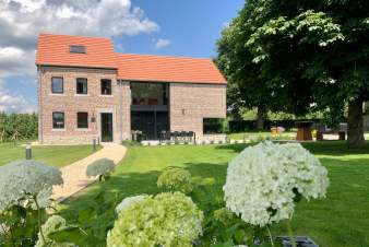 Luxury farmhouse villa for 8 people in Aubel in the Ardennes