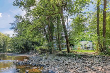 Unique holiday home for 2 guests in Aywaille in the Ardennes
