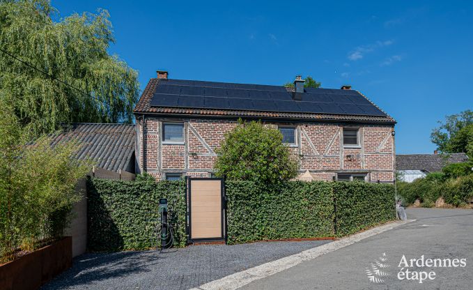 Luxurious holiday home in Baillonville for 6 people with wellness and heated swimming pool