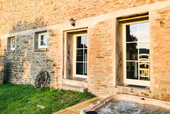 Barn converted into a 3-star holiday cottage for 4 persons in Bastogne