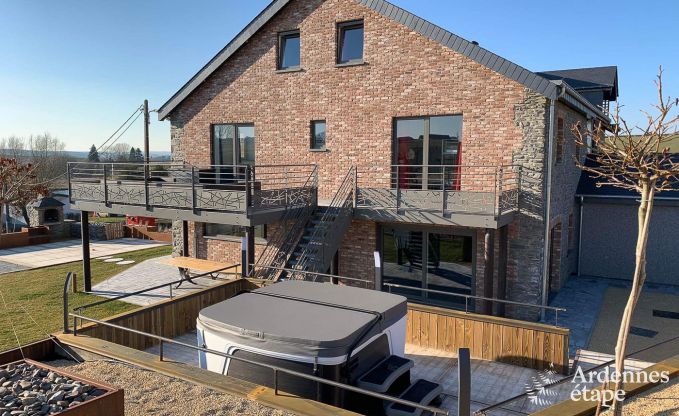 Holiday cottage in Bastogne for 14/15 persons in the Ardennes