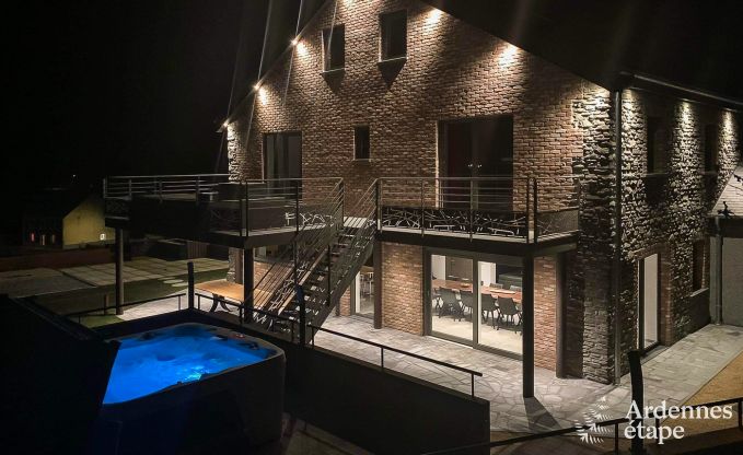 Holiday cottage in Bastogne for 14/15 persons in the Ardennes