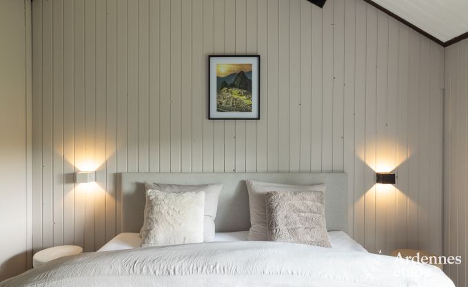 Charming farmhouse for 6 people in Bastogne with indoor and outdoor jacuzzi