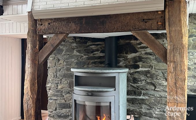 Charming farmhouse for 6 people in Bastogne with indoor and outdoor jacuzzi