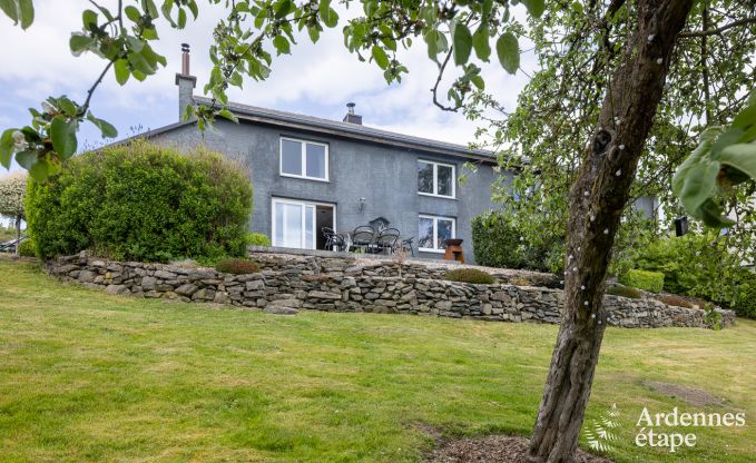 Charming farmhouse for 6 people in Bastogne with indoor and outdoor jacuzzi