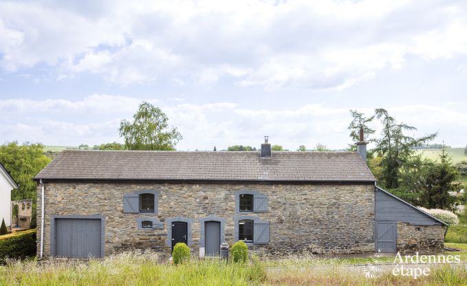 Charming farmhouse for 6 people in Bastogne with indoor and outdoor jacuzzi