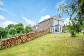 Holiday cottage with strong character for 2 persons in Fauvillers