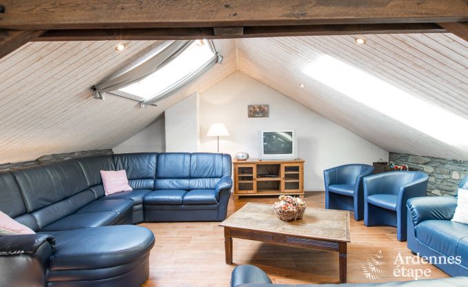 Charming house in Bastogne in the Ardennes: accommodation for 18 people