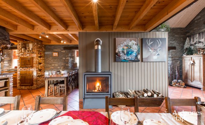Charming house in Bastogne in the Ardennes: accommodation for 18 people