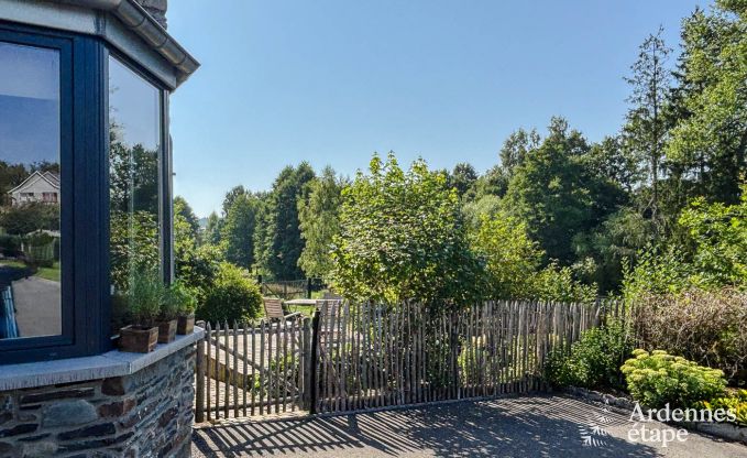 Charming house in Bastogne in the Ardennes: accommodation for 18 people