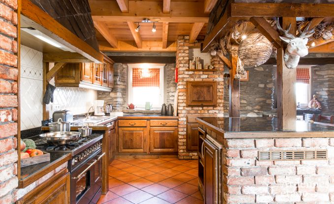 Charming house in Bastogne in the Ardennes: accommodation for 18 people