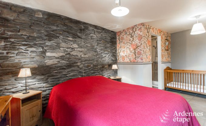 Charming house in Bastogne in the Ardennes: accommodation for 18 people