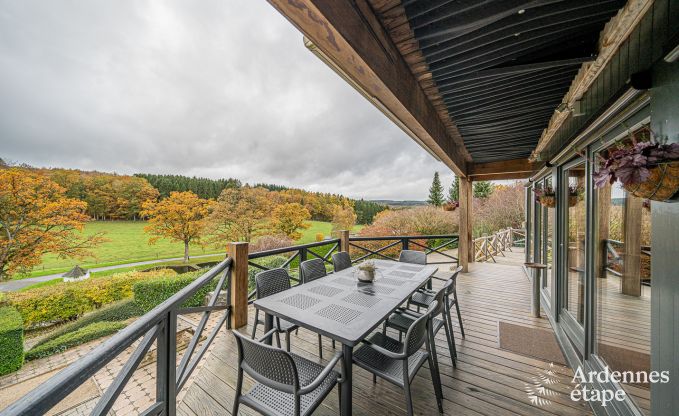Luxury stay for 9 people: fully-equipped villa with pool and close to the tourist sites of the Ardennes