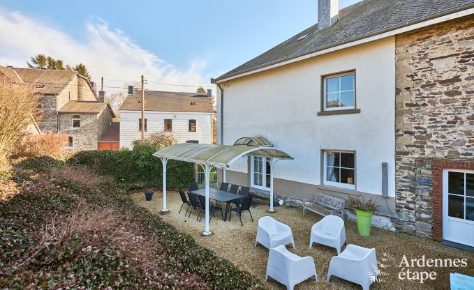 Holiday cottage in Bastogne for 14/15 persons in the Ardennes