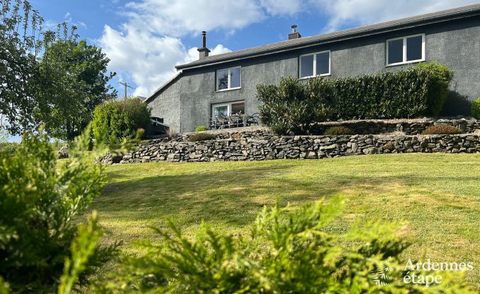 Charming farmhouse for 6 people in Bastogne with indoor and outdoor jacuzzi