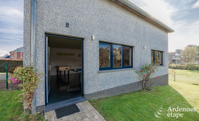 Large holiday home in Bastogne for 14 people with wellness and relaxation area