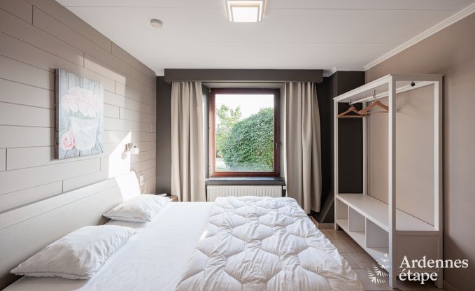 Large holiday home in Bastogne for 14 people with wellness and relaxation area