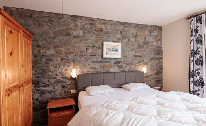 Large holiday home in Bastogne for 14 people with wellness and relaxation area