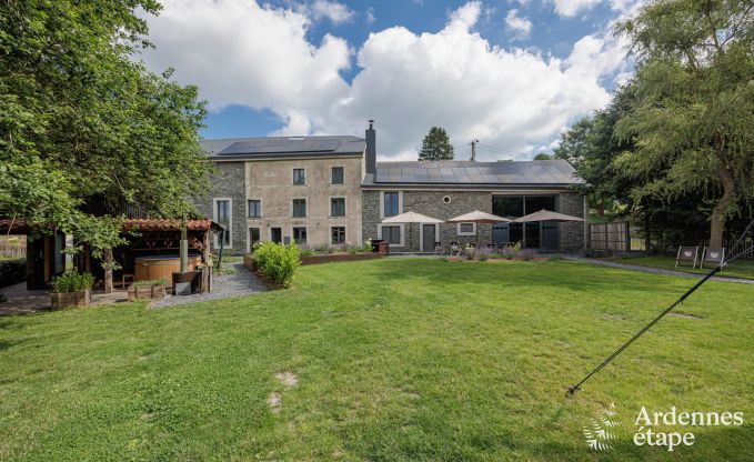 Luxury villa in Bastogne for 26 persons in the Ardennes