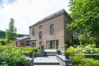 3.5 star holiday home vacation rental for 15 people in Beauraing