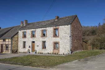 Holiday cottage in Beauraing for 4/6 persons in the Ardennes