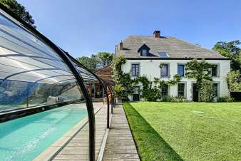Nice holiday home with swimming pool, sauna and games for 15 people in Beauraing in the Ardennes