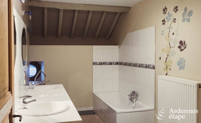 Holiday cottage in Bertrix for 14/17 persons in the Ardennes