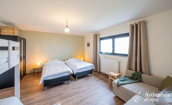 Holiday home in Bivre: pet-friendly comfort for 12 people with sauna in the Ardennes