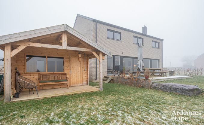 Holiday home in Bivre: pet-friendly comfort for 12 people with sauna in the Ardennes