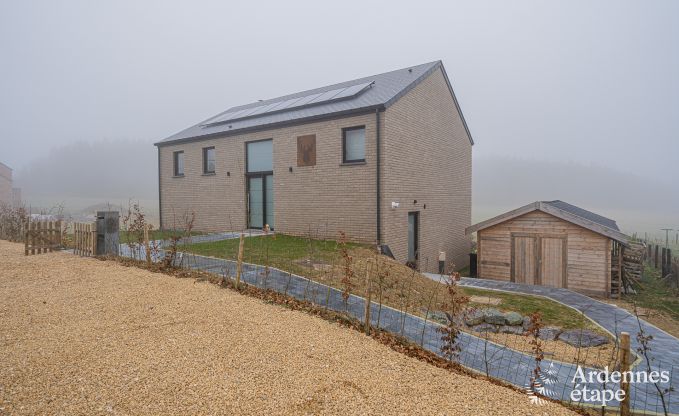 Holiday home in Bivre: pet-friendly comfort for 12 people with sauna in the Ardennes