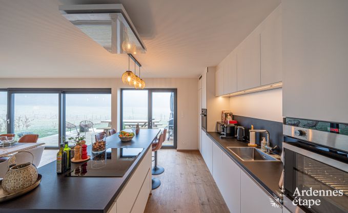 Holiday home in Bivre: pet-friendly comfort for 12 people with sauna in the Ardennes