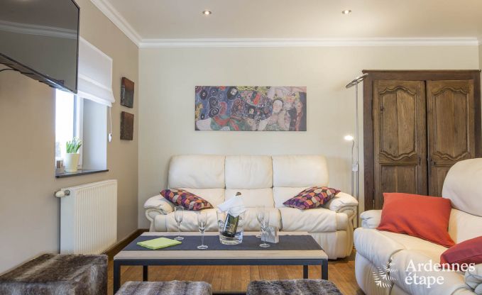 Escape to the Ardennes: Spacious and equipped holiday home for 8 people in Bouillon