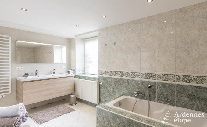 Escape to the Ardennes: Spacious and equipped holiday home for 8 people in Bouillon